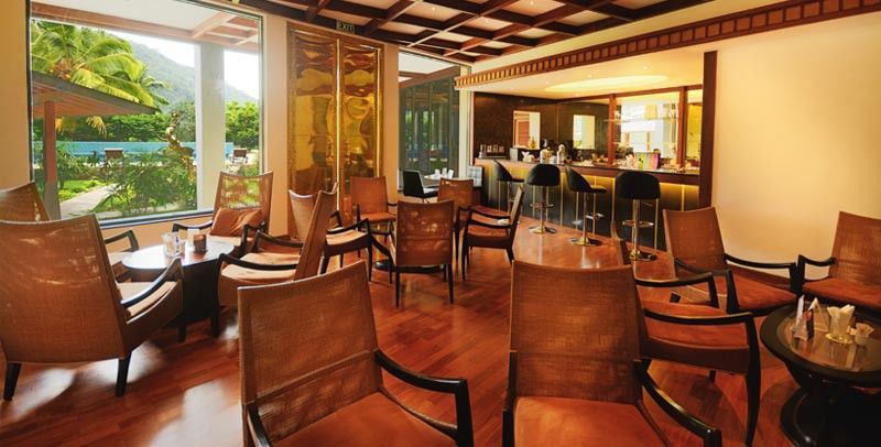 Earl'S Regent Hotel Канді Екстер'єр фото